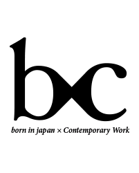 働く女性のためのユニフォーム・作業服メーカーのリミット株式会社のビーバイシーブランド。黒基調でストレッチ性があり機能性が高い。フォーマルかつカジュアルなブランド。