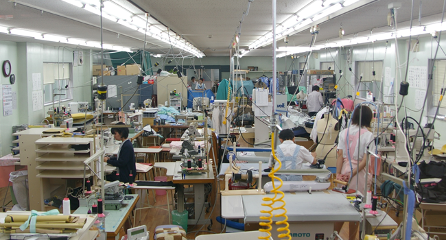 女性用ユニフォーム・作業服を作っている広島県福山市にある縫製工場